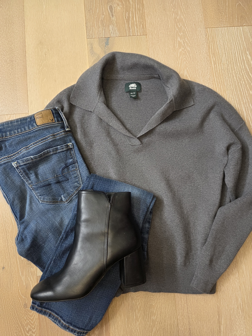 Roots Soft Collared Gray Women's Sweater